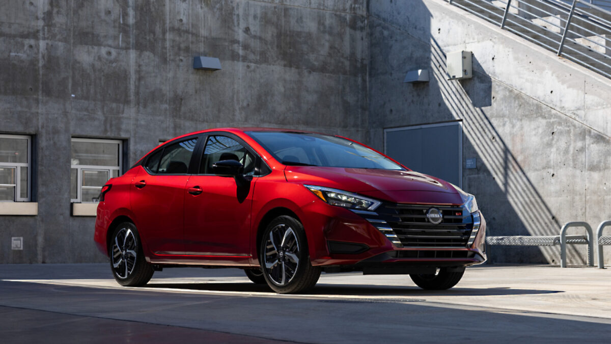 Nissan Versa 2023