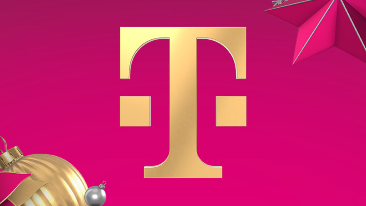 Logo T-mOBILE OFERTA cYBER mONDAY