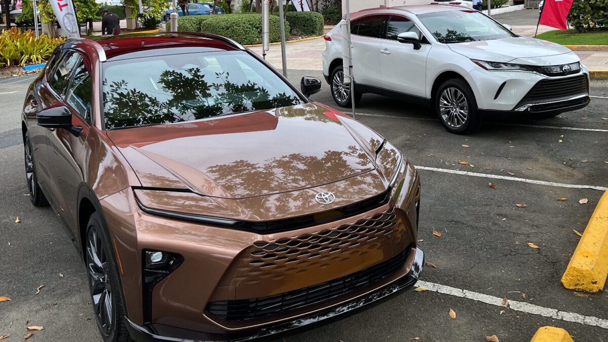 Toyota crown signia 2025