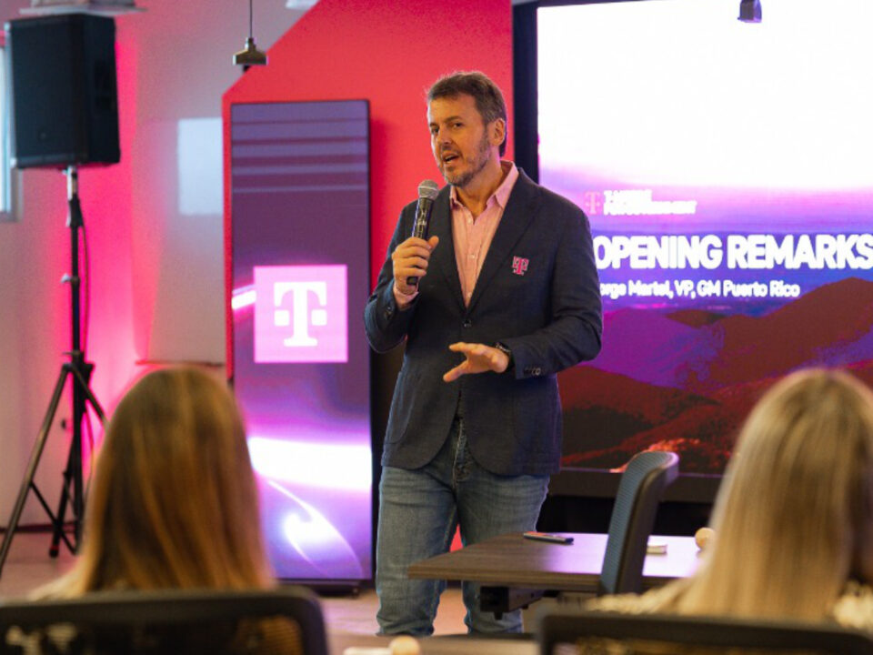 Jorge Martel, vicepresidente y gerente general de T-Mobile Puerto Rico