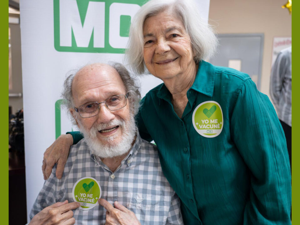 campaña contra la influenza Suma Momentos junto a Jacobo Morales y Blanca Eró